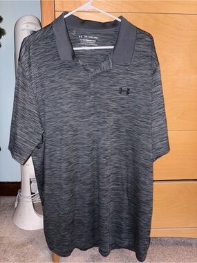 Under Armour Men’s Black & Gray Heathered Polo
